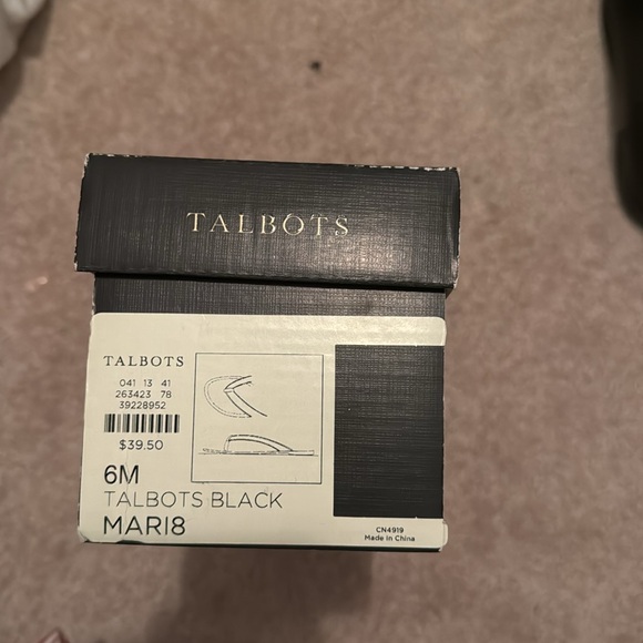 Talbots Sandals - Picture 2 of 2